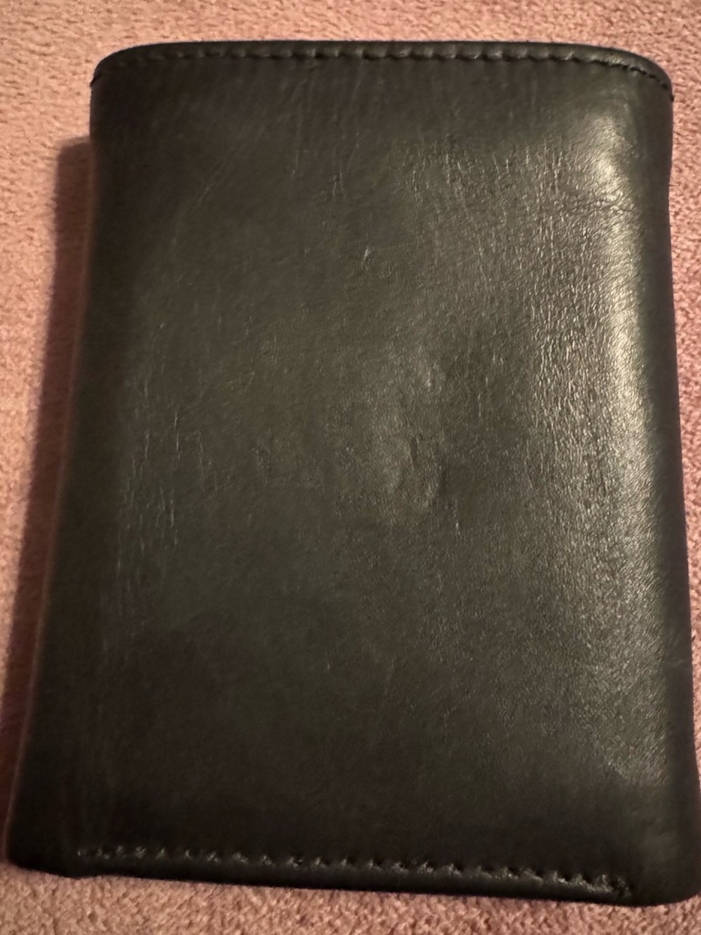 Dakota Black Leather Trifold Wallet - Picture 3 of 15